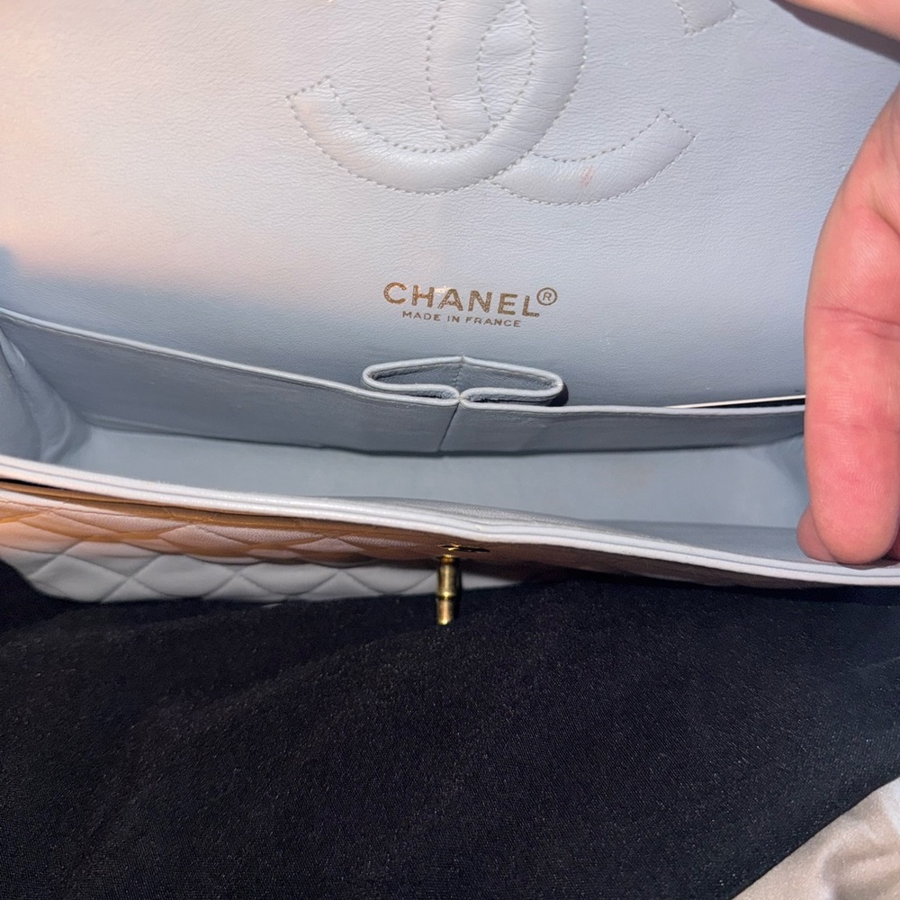 Chanel Baby Blue Quilted Bag - Picture 10 of 13